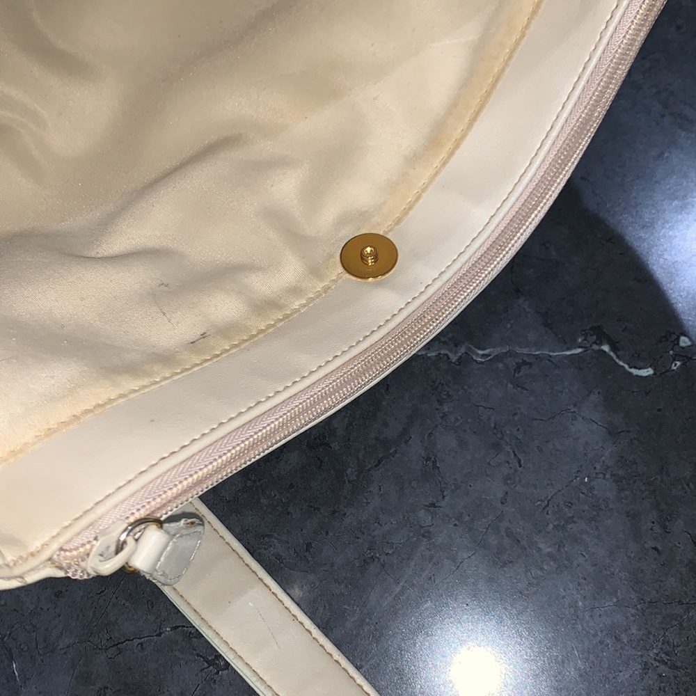 Vintage 90s Aurielle Bag - Picture 8 of 16